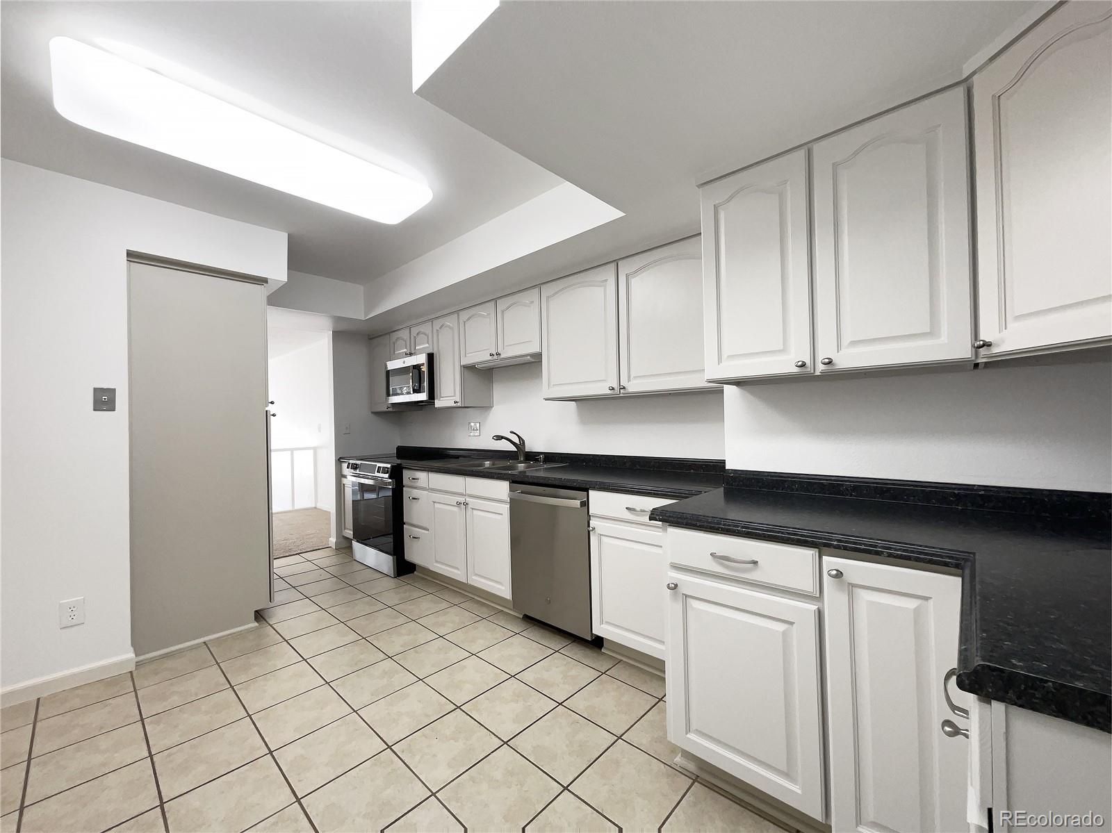 MLS Image #5 for 1925  28th avenue,greeley, Colorado