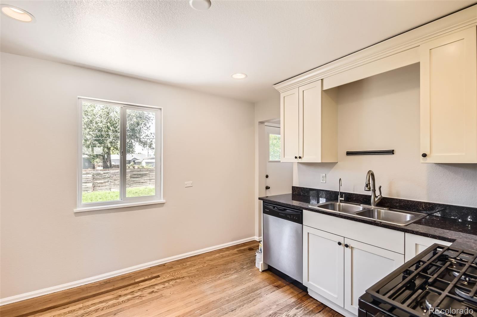 MLS Image #7 for 4111 s delaware street,englewood, Colorado