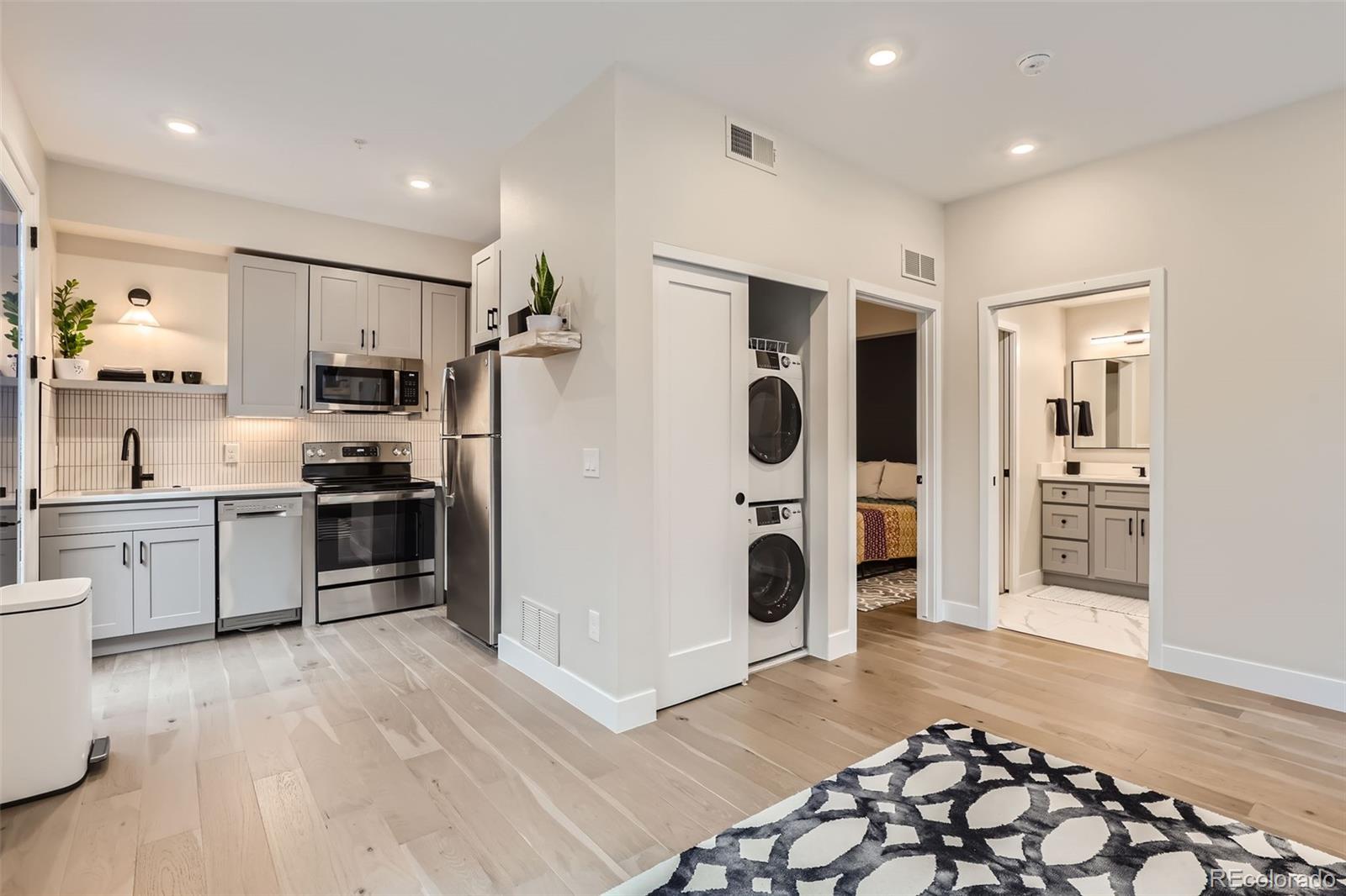 MLS Image #5 for 4025  jason street,denver, Colorado