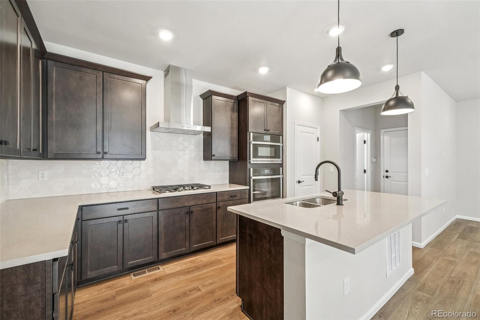 MLS Image #14 for 8785  whiteclover street,littleton, Colorado