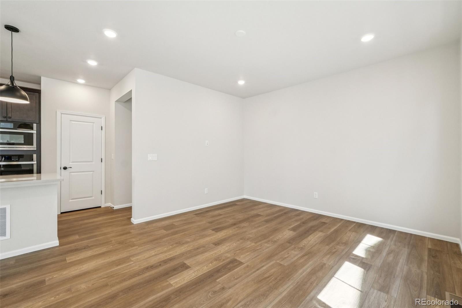 MLS Image #9 for 8785  whiteclover street,littleton, Colorado