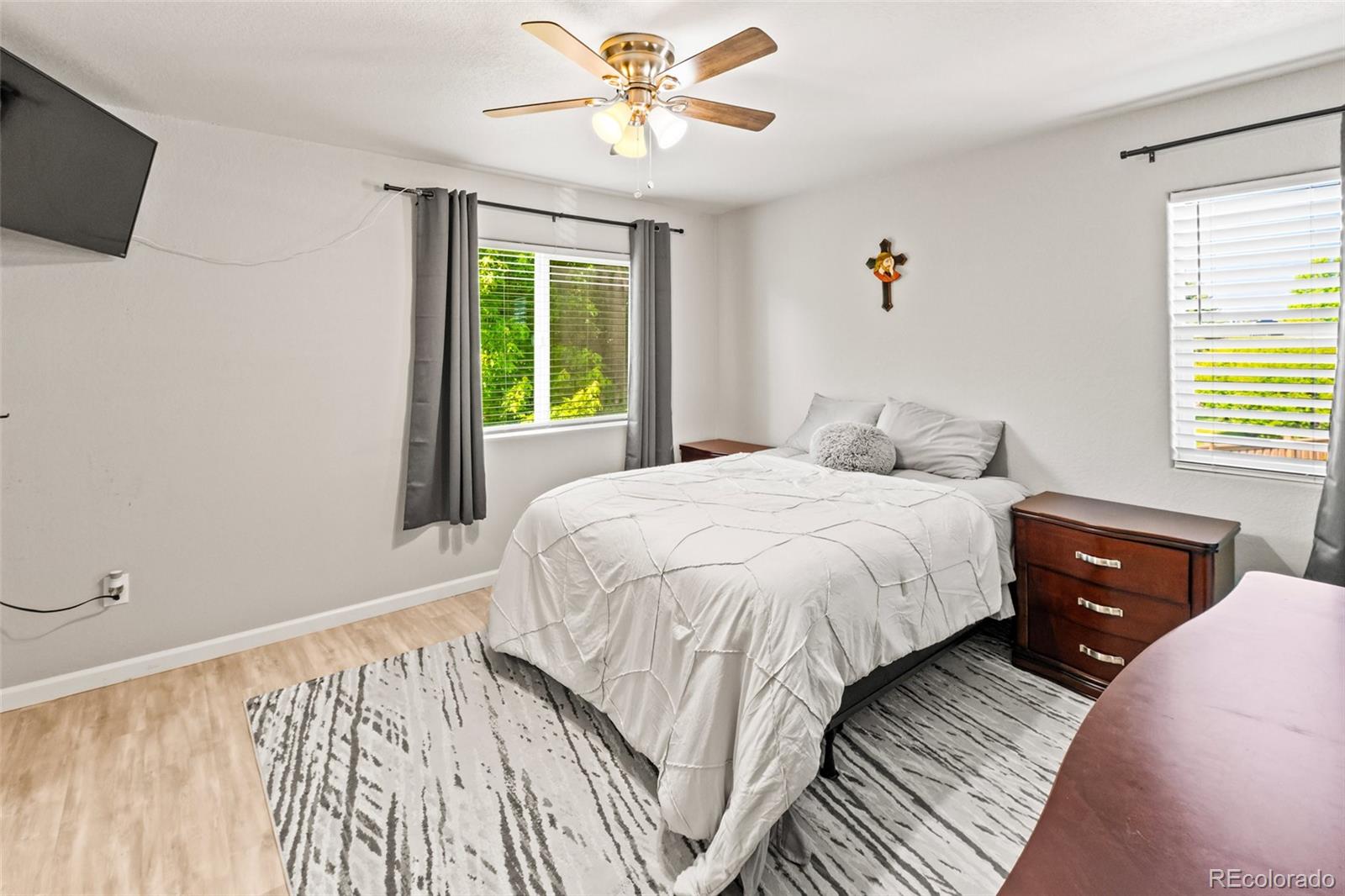 MLS Image #14 for 18672 e chaffee place,denver, Colorado