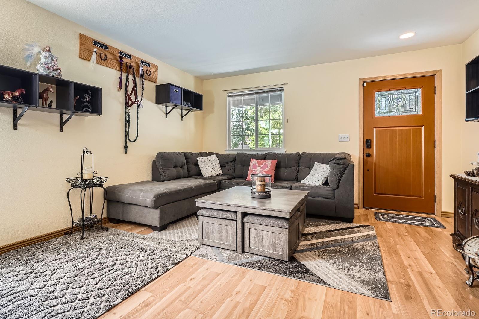 MLS Image #5 for 676  hedgerow way,brighton, Colorado