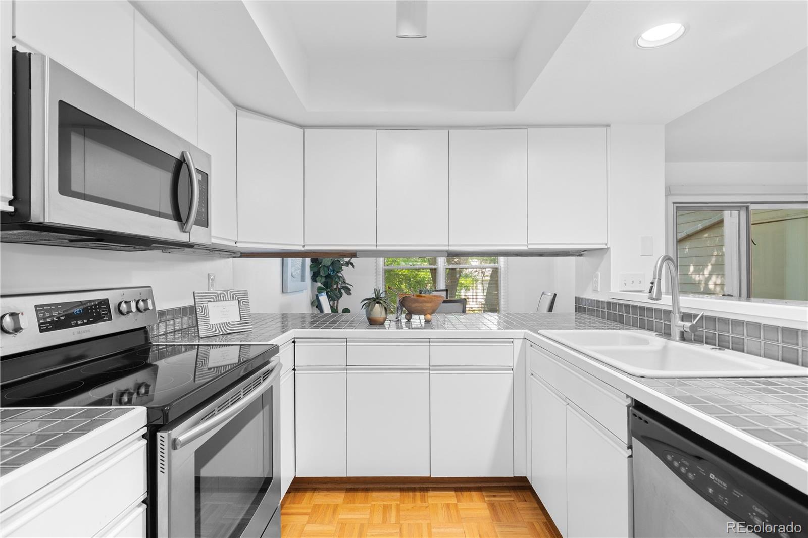 MLS Image #10 for 221 s garfield street,denver, Colorado