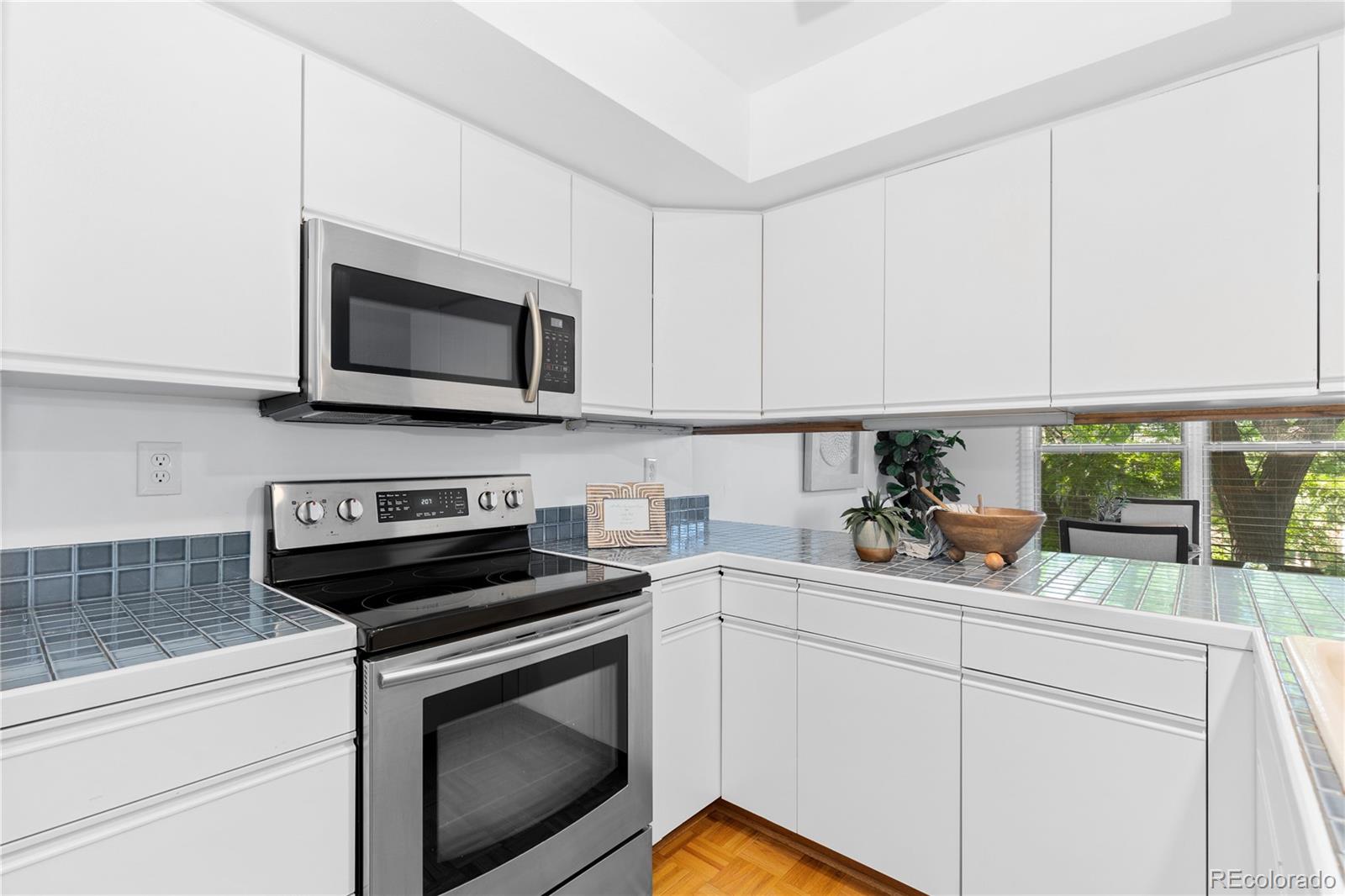 MLS Image #11 for 221 s garfield street,denver, Colorado