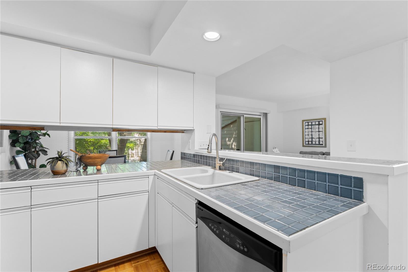 MLS Image #12 for 221 s garfield street,denver, Colorado