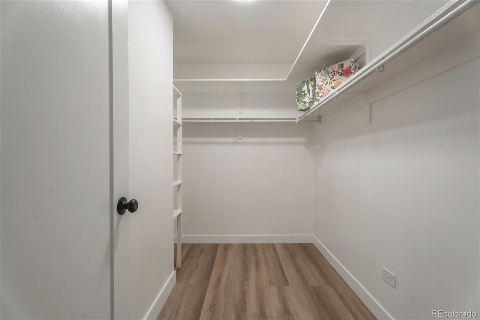 MLS Image #10 for 625 s alton way,denver, Colorado