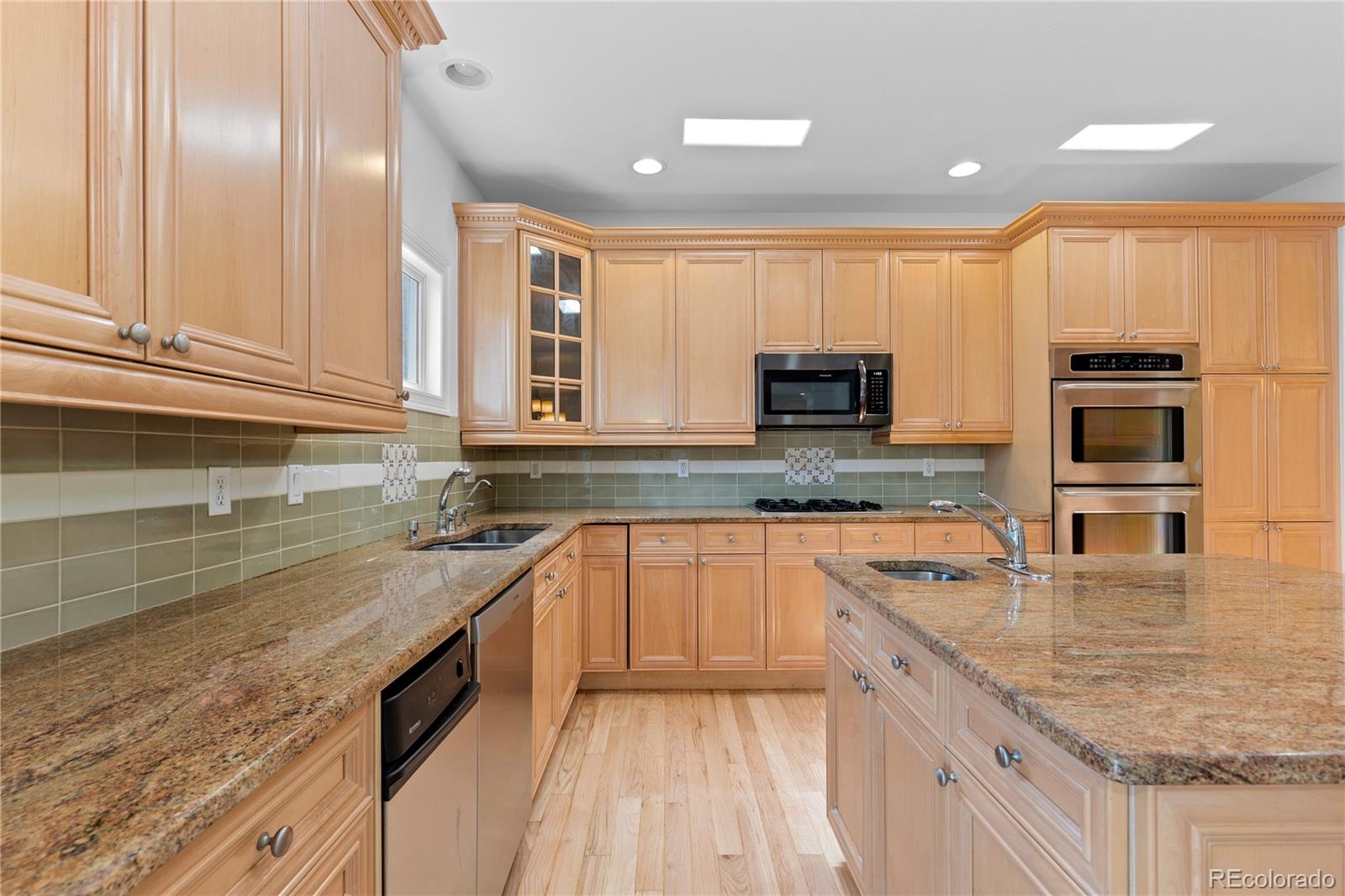 MLS Image #12 for 1172 s steele street,denver, Colorado