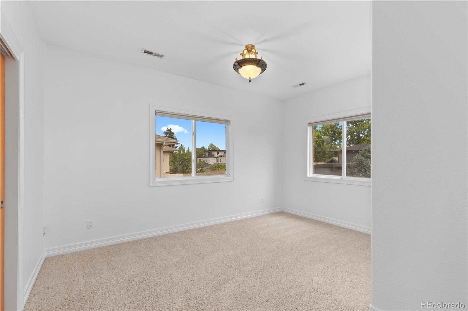 MLS Image #38 for 1172 s steele street,denver, Colorado