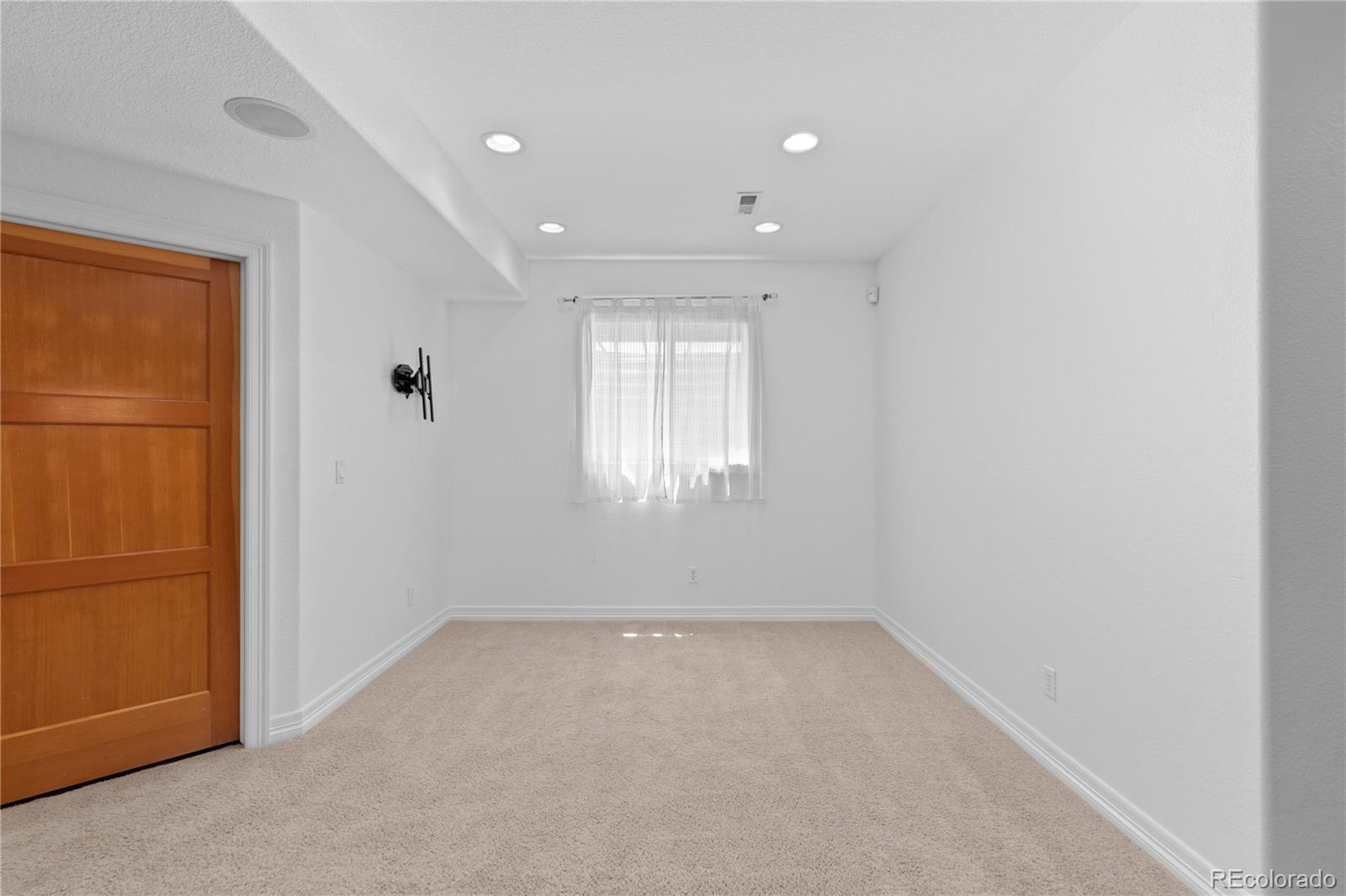 MLS Image #42 for 1172 s steele street,denver, Colorado