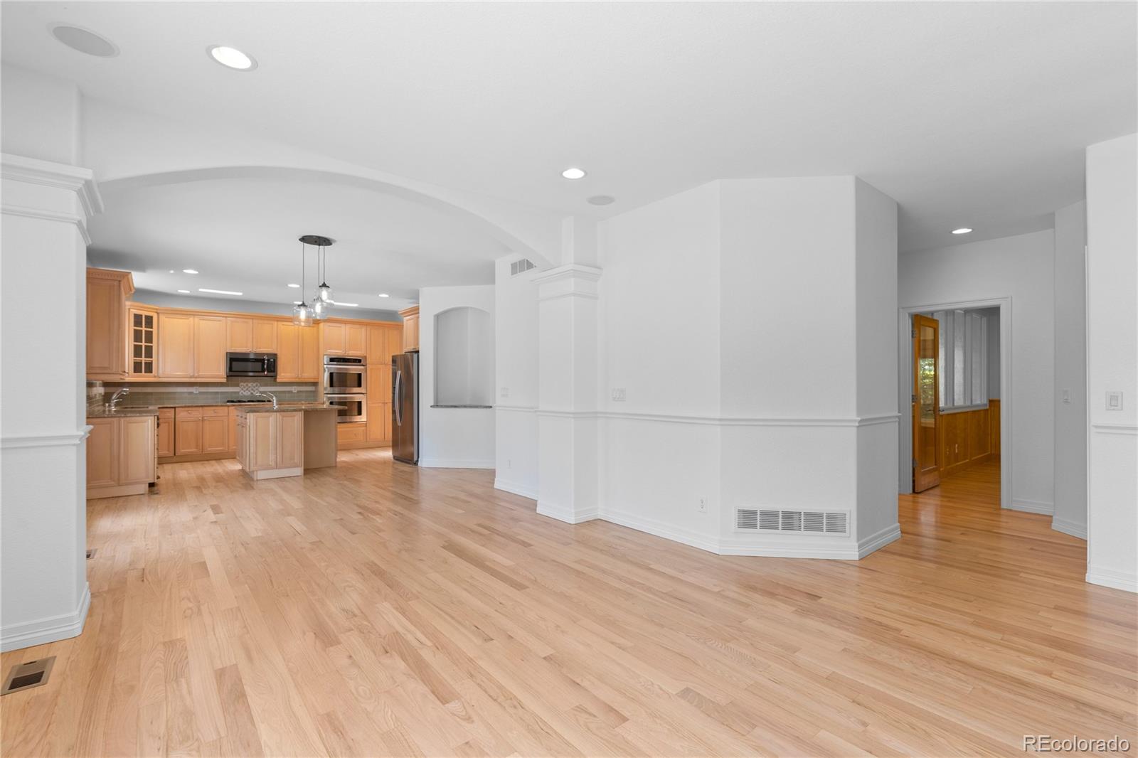 MLS Image #8 for 1172 s steele street,denver, Colorado
