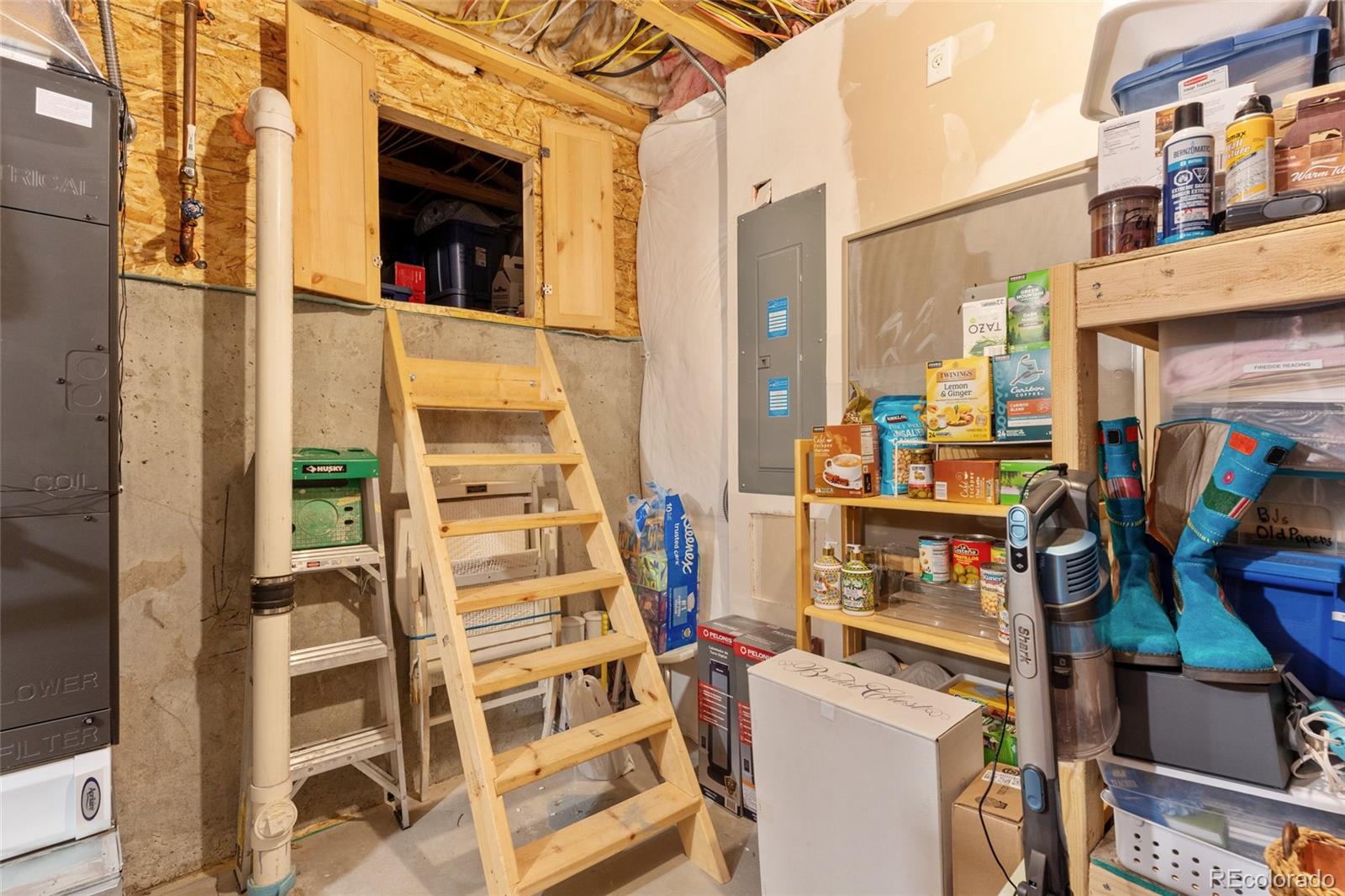 MLS Image #26 for 8189 e 29th avenue,denver, Colorado