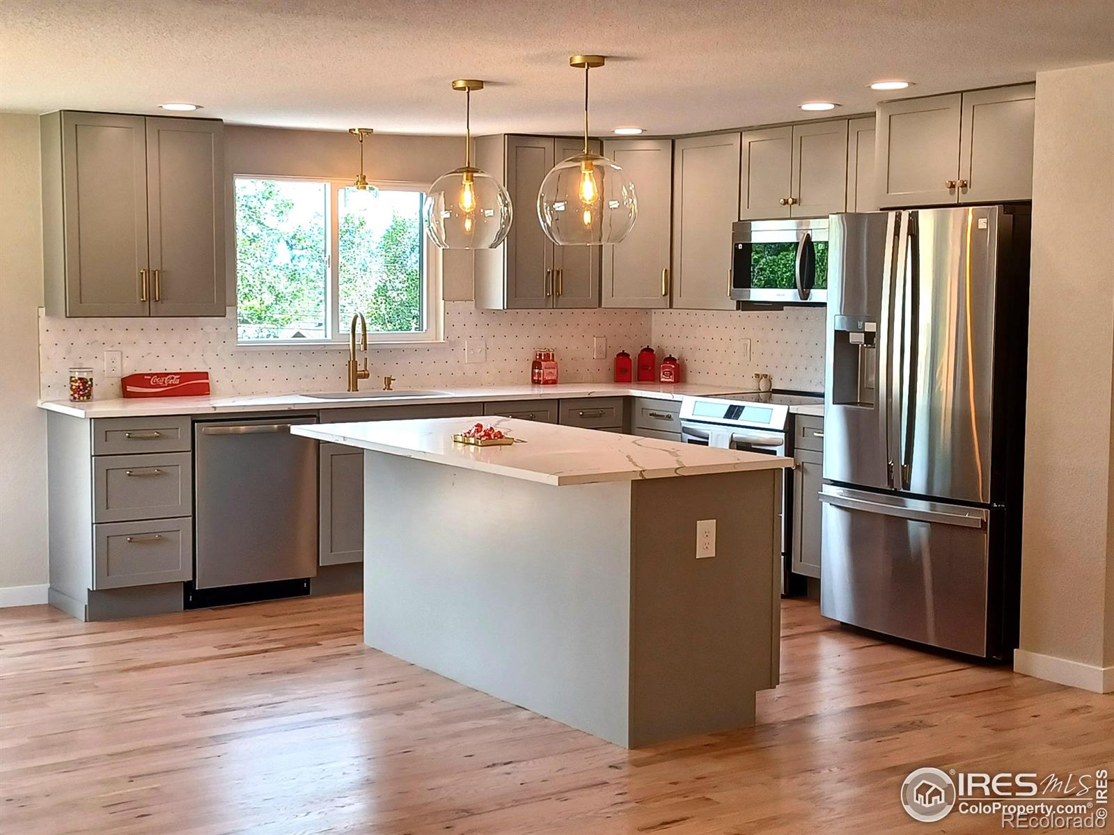 MLS Image #14 for 1843  spruce avenue,longmont, Colorado