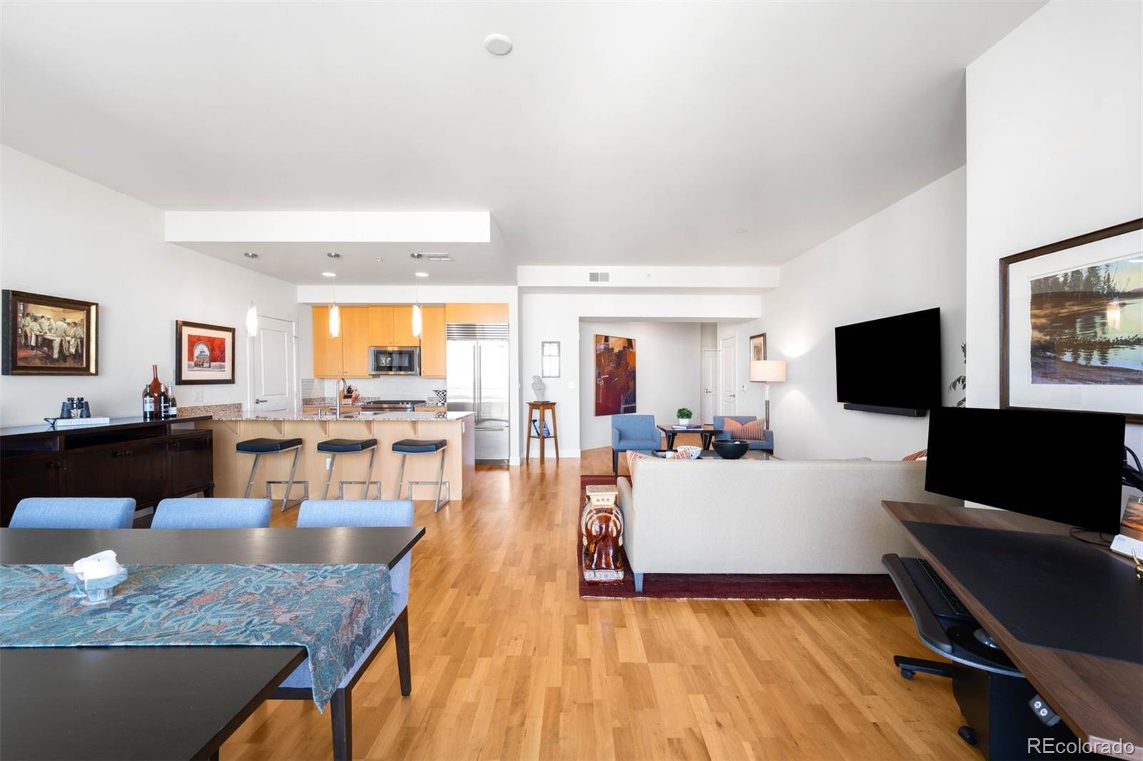 MLS Image #10 for 2001  lincoln street,denver, Colorado