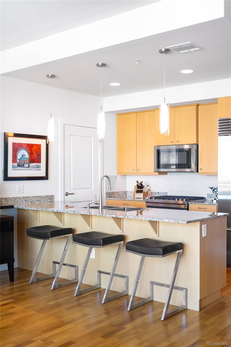 MLS Image #15 for 2001  lincoln street,denver, Colorado