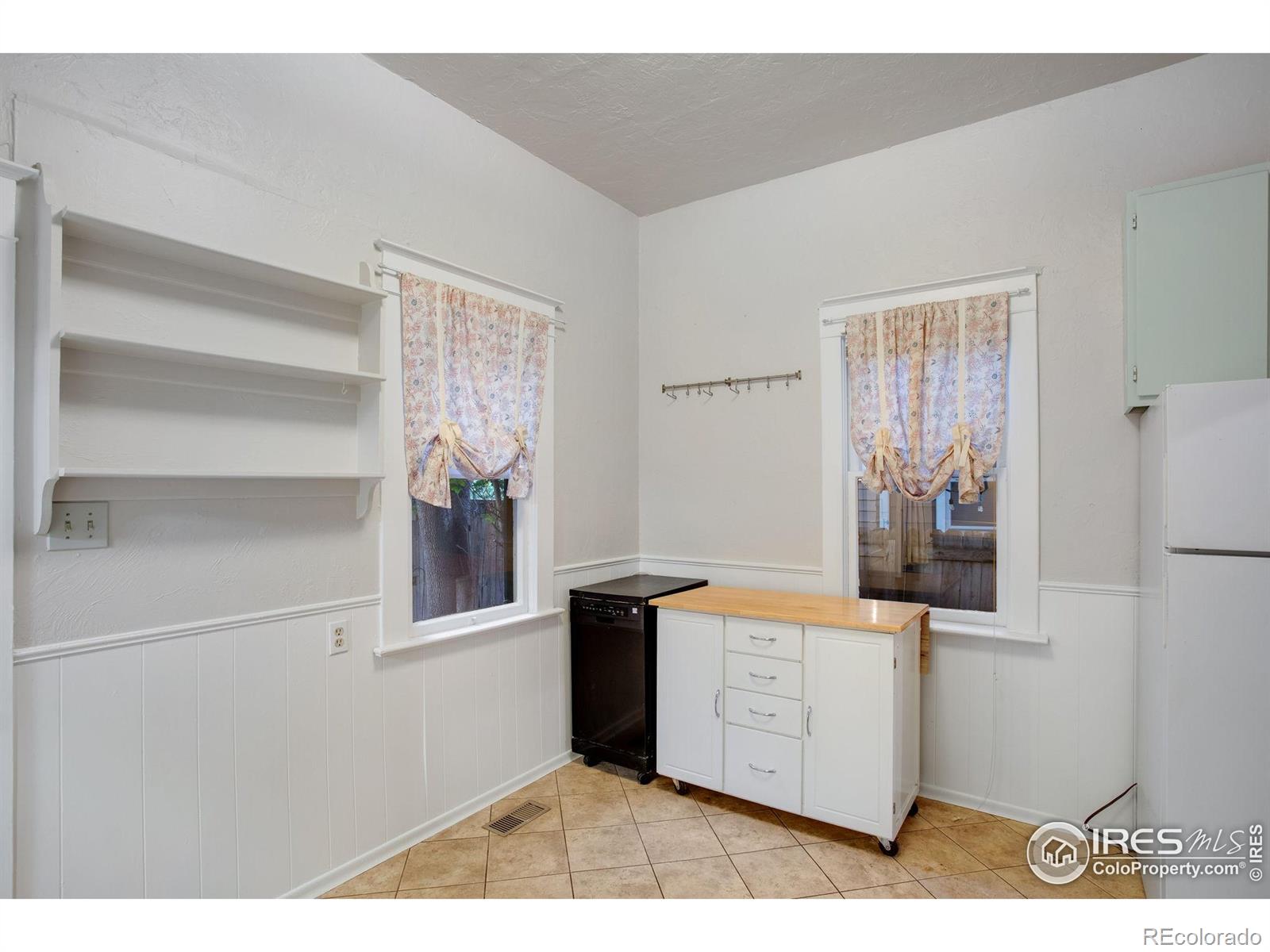 MLS Image #11 for 316 e plum street,fort collins, Colorado