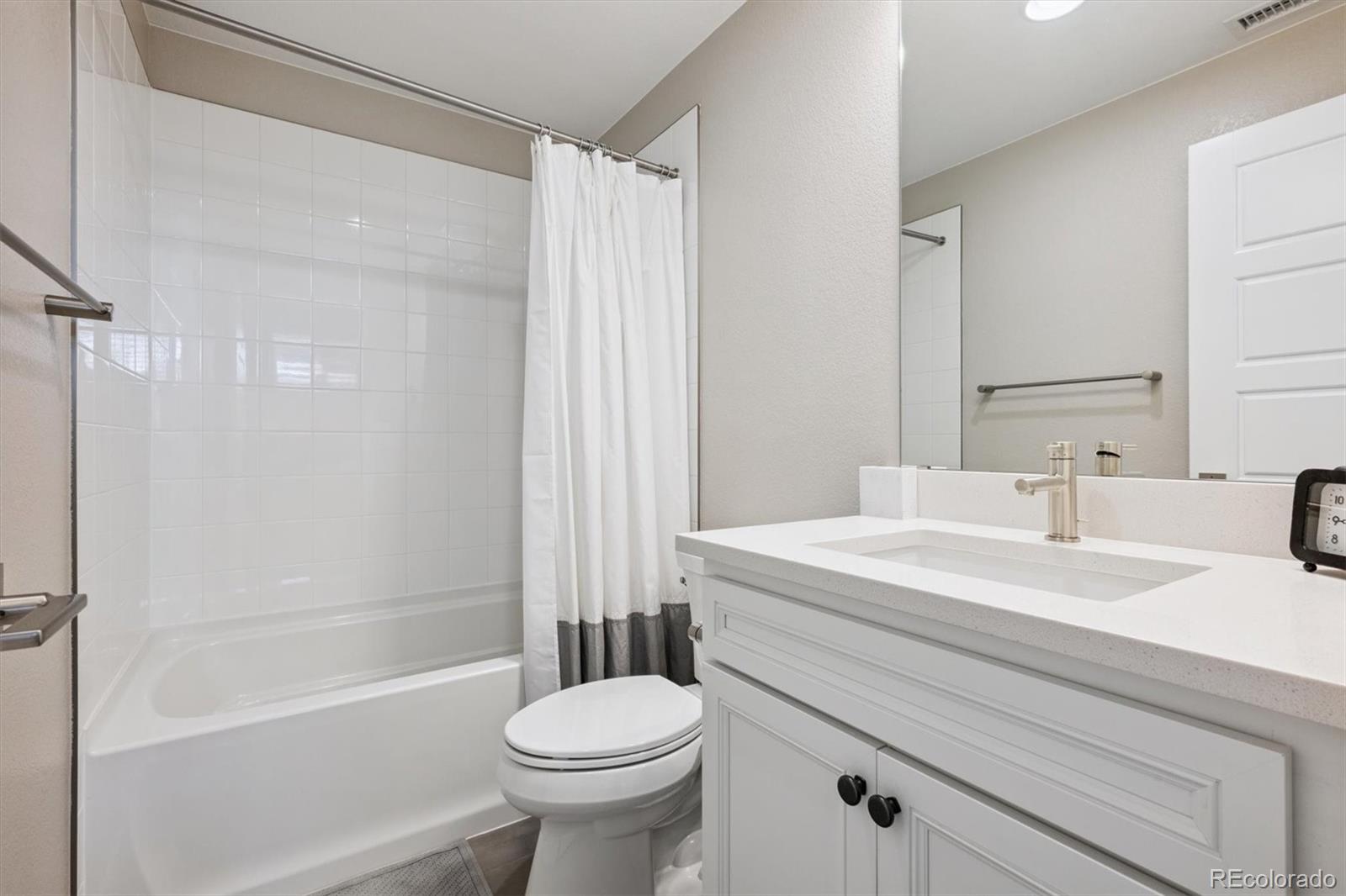 MLS Image #4 for 8883  ramblestone street,highlands ranch, Colorado