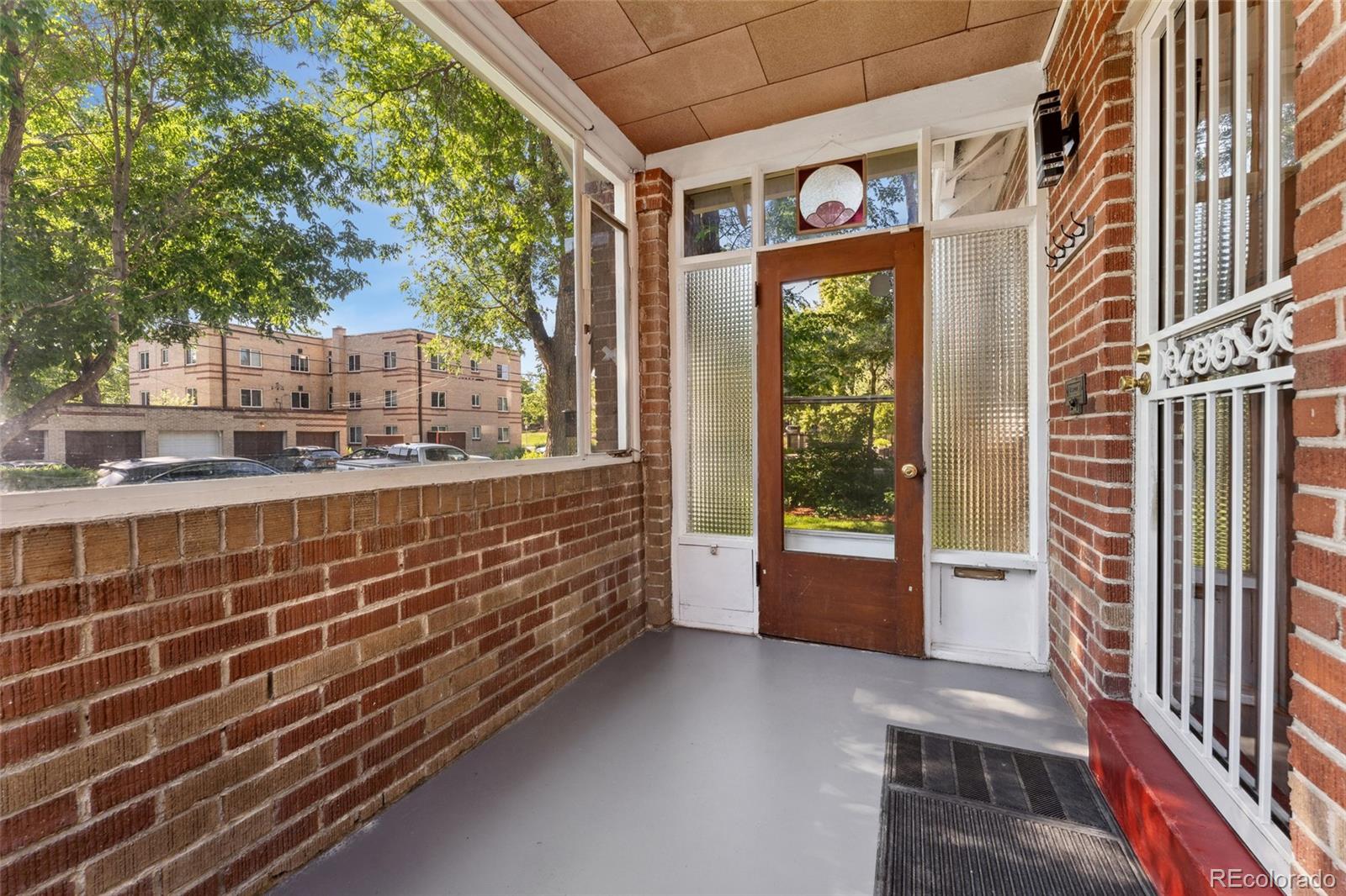 MLS Image #2 for 521  harrison street,denver, Colorado