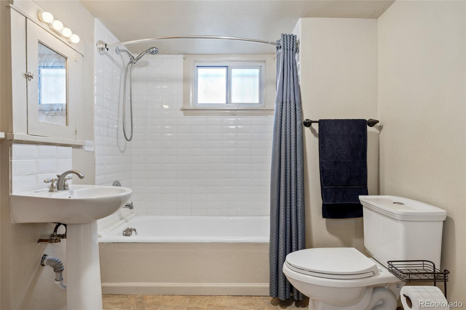 MLS Image #23 for 521  harrison street,denver, Colorado