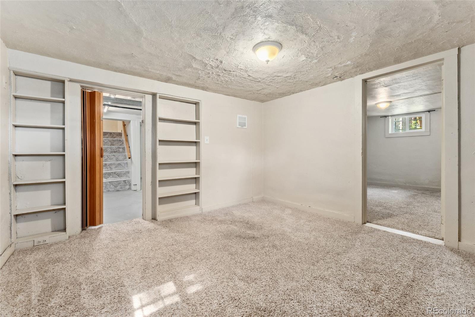 MLS Image #25 for 521  harrison street,denver, Colorado