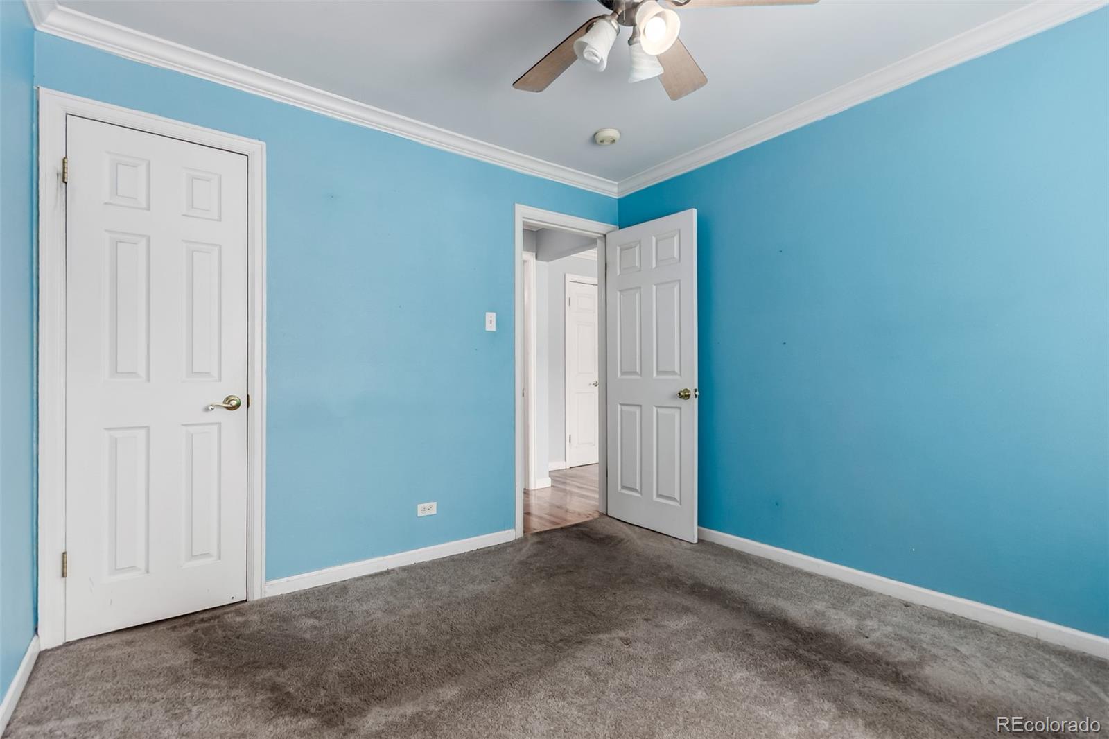 MLS Image #14 for 1450  albion street 204,denver, Colorado