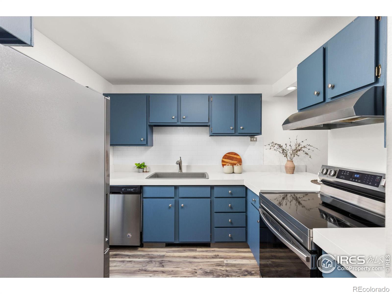 MLS Image #17 for 4863 w moorhead circle,boulder, Colorado