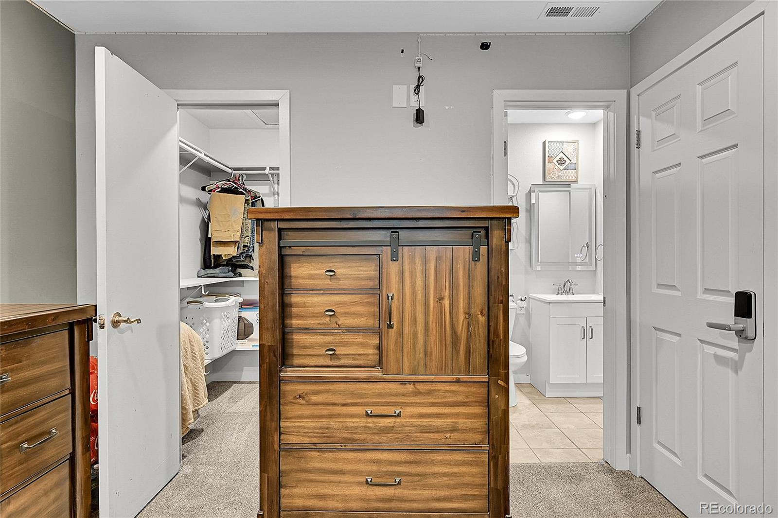 MLS Image #15 for 1922  danube way,aurora, Colorado