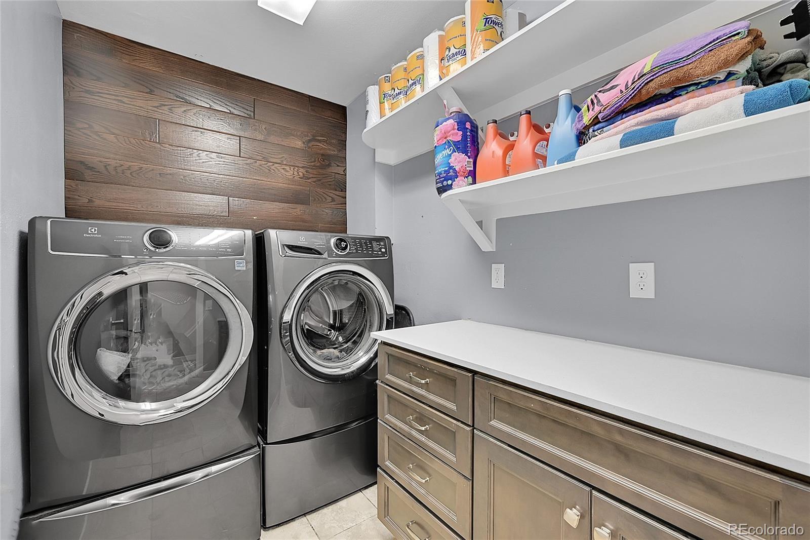 MLS Image #22 for 1922  danube way,aurora, Colorado