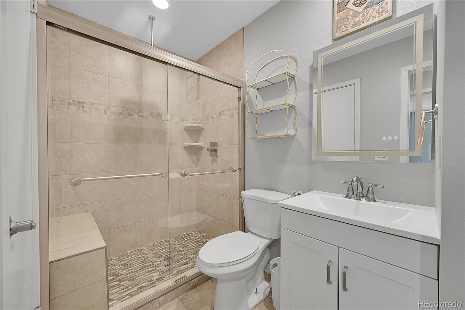 MLS Image #6 for 1922  danube way,aurora, Colorado