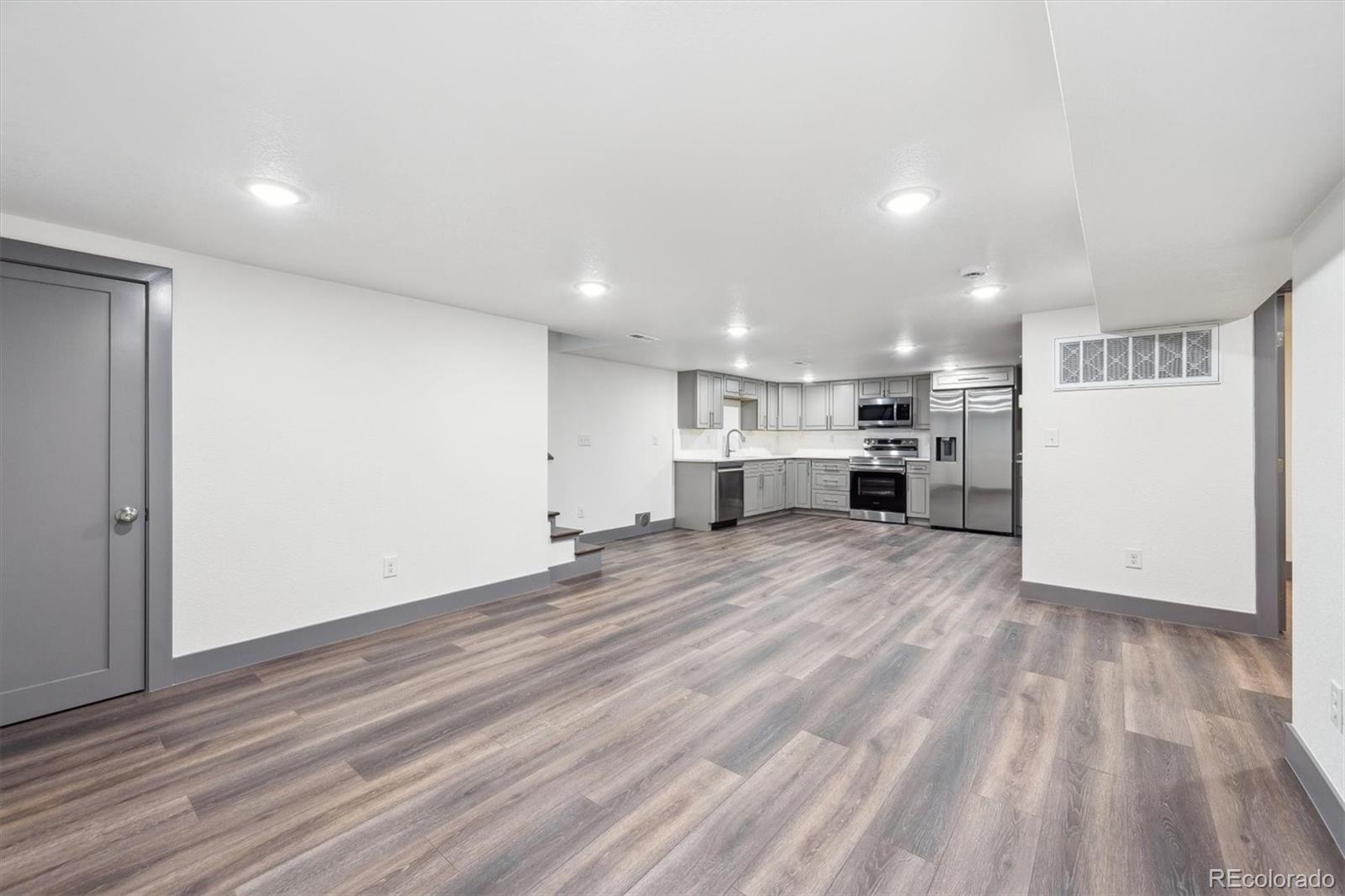 MLS Image #18 for 1112-1112 1/2  krameria street,denver, Colorado