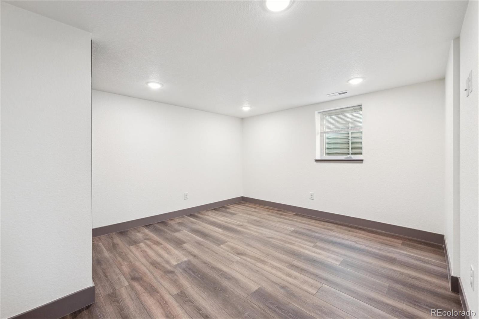 MLS Image #20 for 1112-1112 1/2  krameria street,denver, Colorado