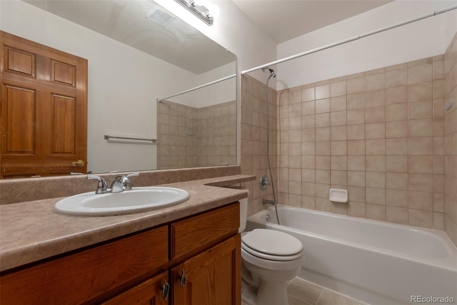 MLS Image #23 for 5571 s sicily street,aurora, Colorado