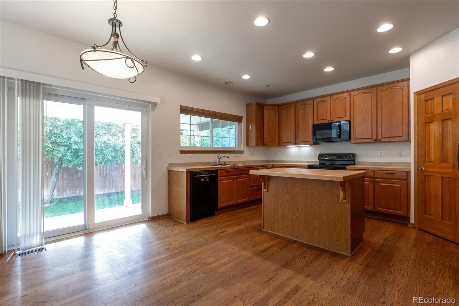 MLS Image #7 for 5571 s sicily street,aurora, Colorado