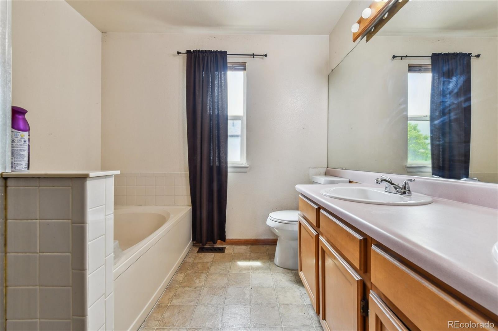 MLS Image #21 for 20651 e 42nd avenue,denver, Colorado