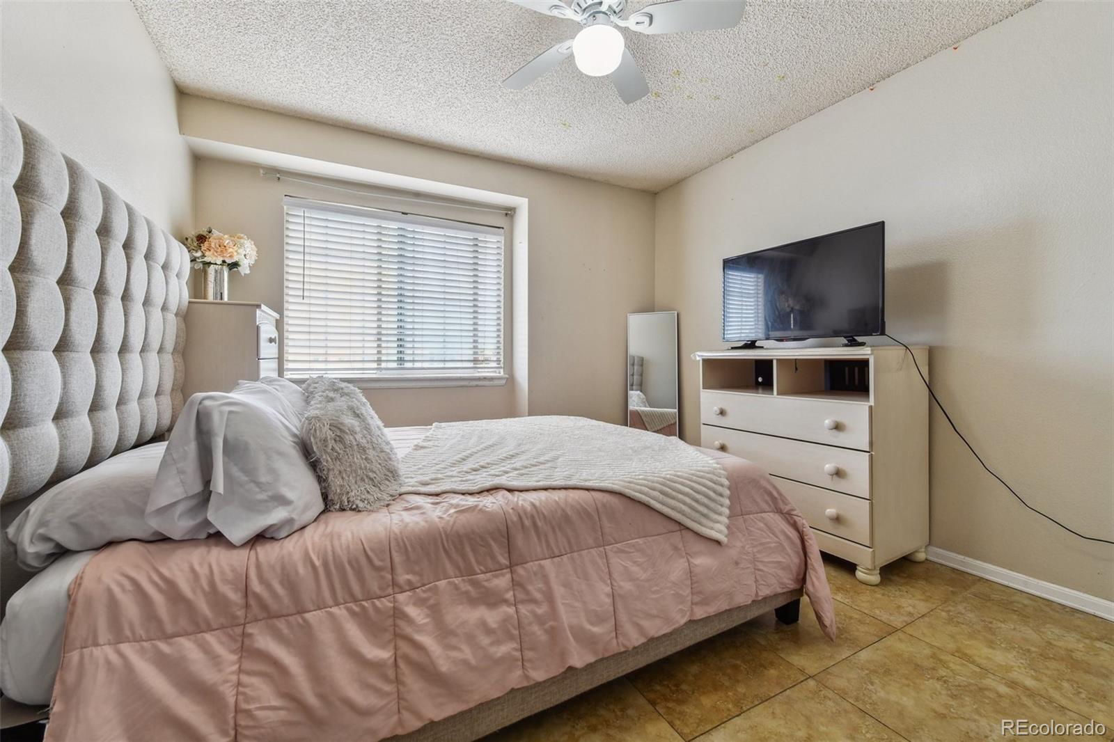 MLS Image #22 for 20651 e 42nd avenue,denver, Colorado