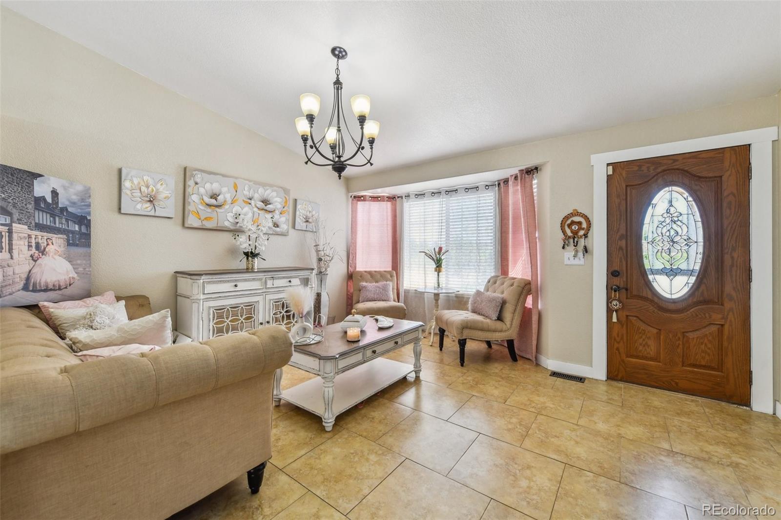 MLS Image #4 for 20651 e 42nd avenue,denver, Colorado