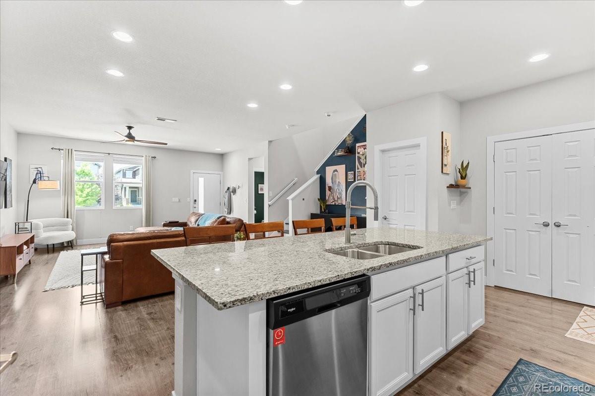 MLS Image #20 for 4774  kittredge street,denver, Colorado