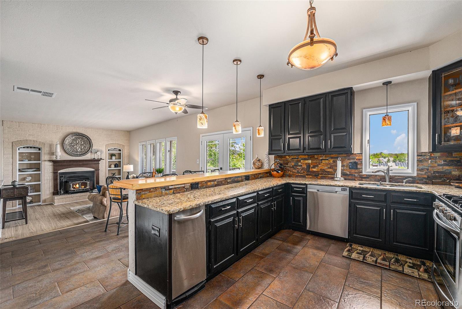 MLS Image #12 for 7522 s mount zirkel ,littleton, Colorado