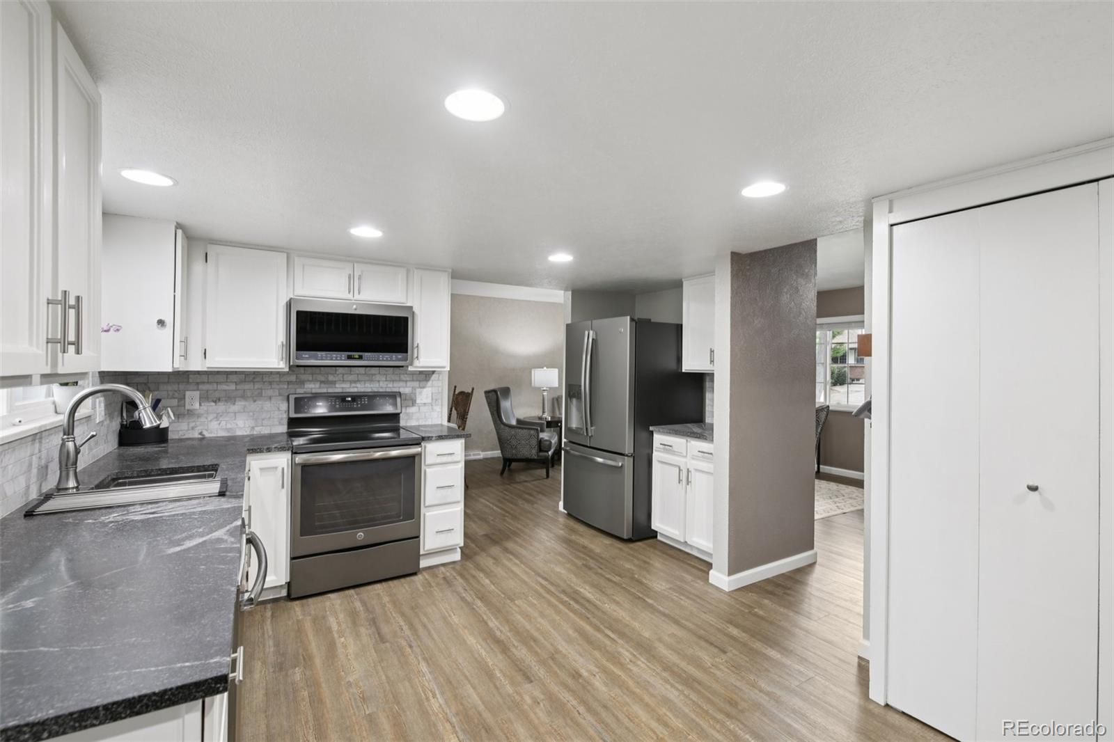 MLS Image #2 for 6514  zinnia street,arvada, Colorado