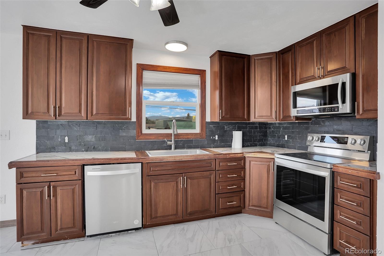 MLS Image #3 for 906  central ,kremmling, Colorado