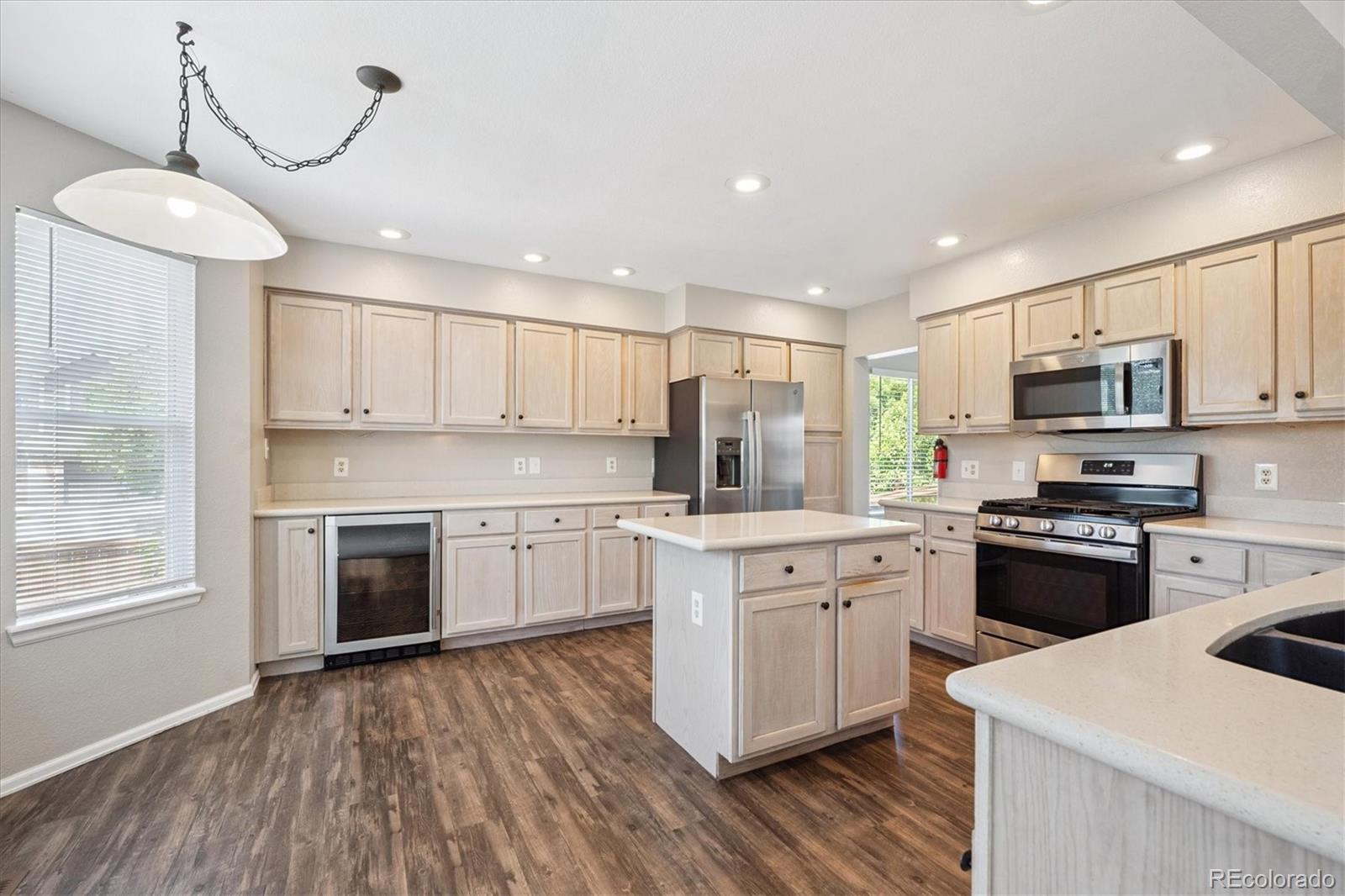 MLS Image #9 for 9823  salford lane,highlands ranch, Colorado