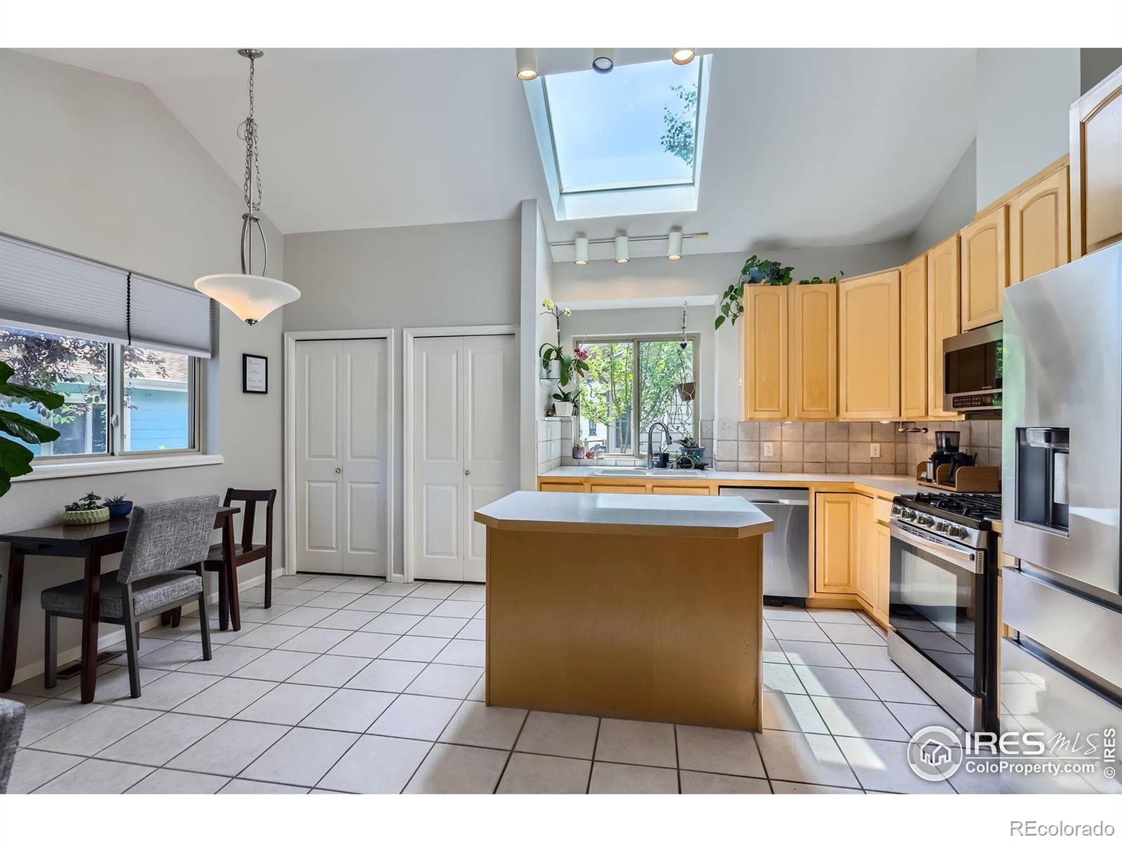 MLS Image #7 for 7196  christopher court,niwot, Colorado