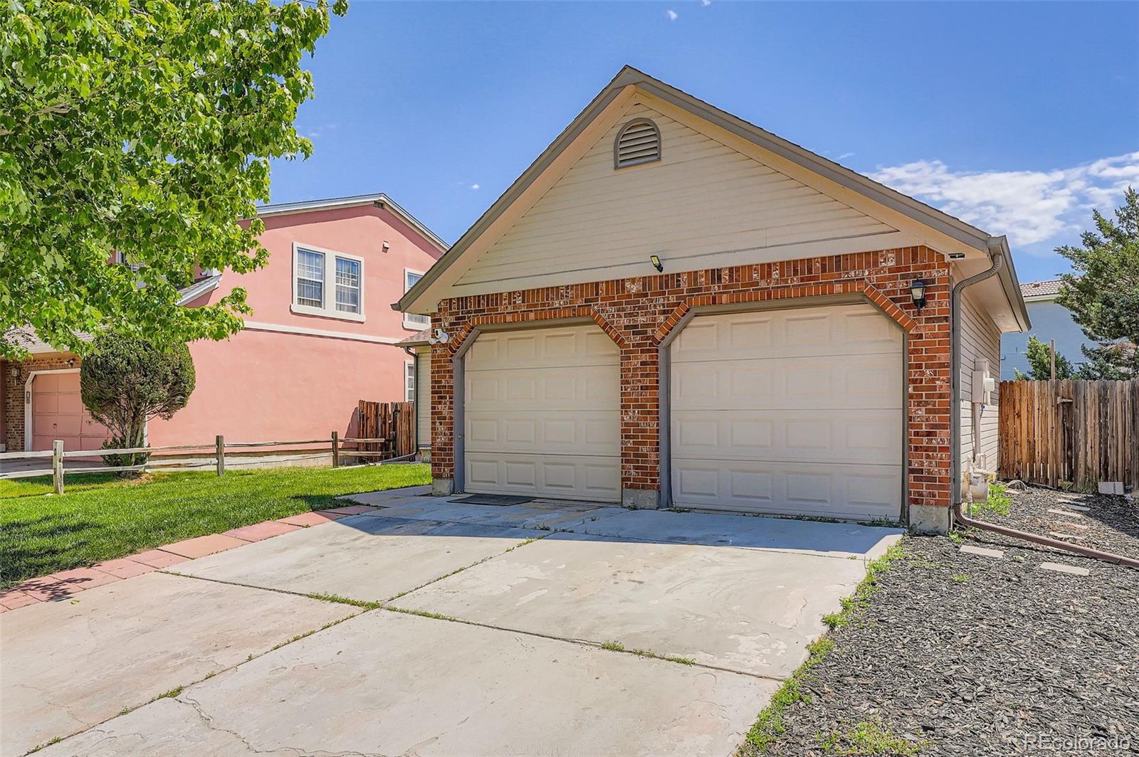 MLS Image #3 for 4548  gibraltar way,denver, Colorado