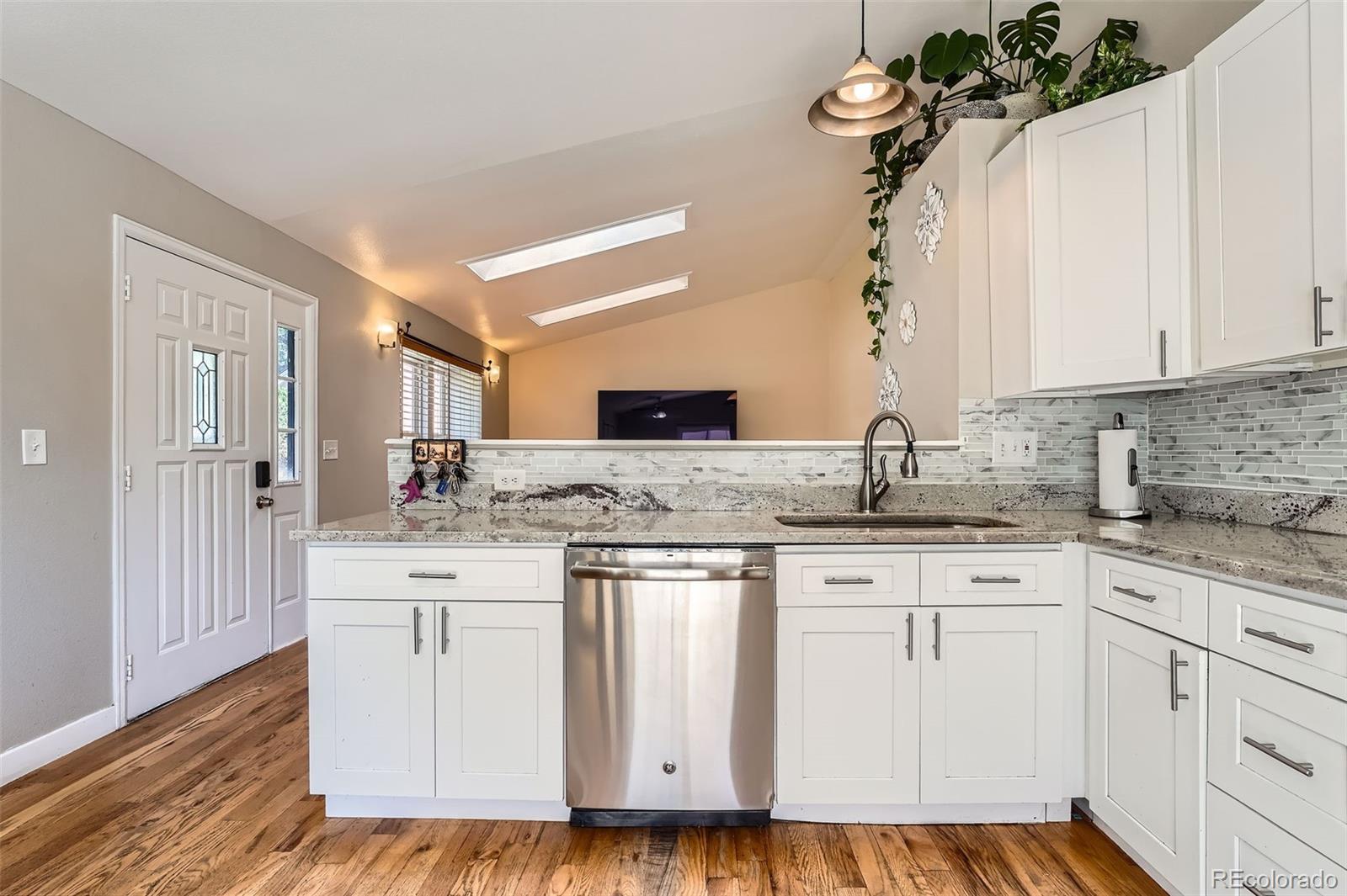 MLS Image #9 for 4548  gibraltar way,denver, Colorado