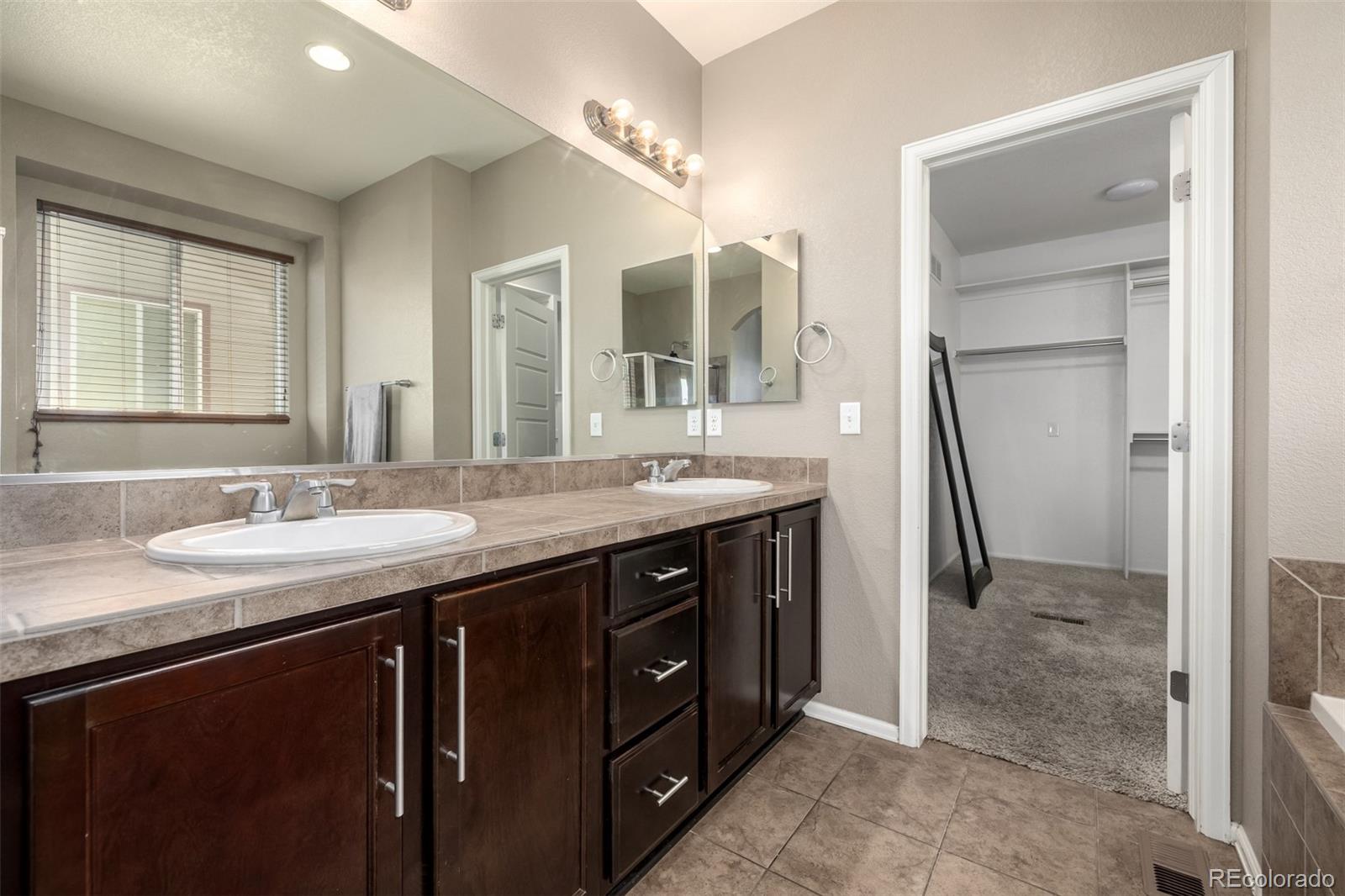 MLS Image #19 for 10221  nucla street,commerce city, Colorado