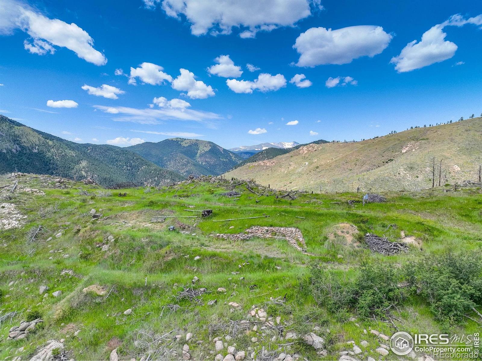 MLS Image #25 for 300  shining star trail,boulder, Colorado