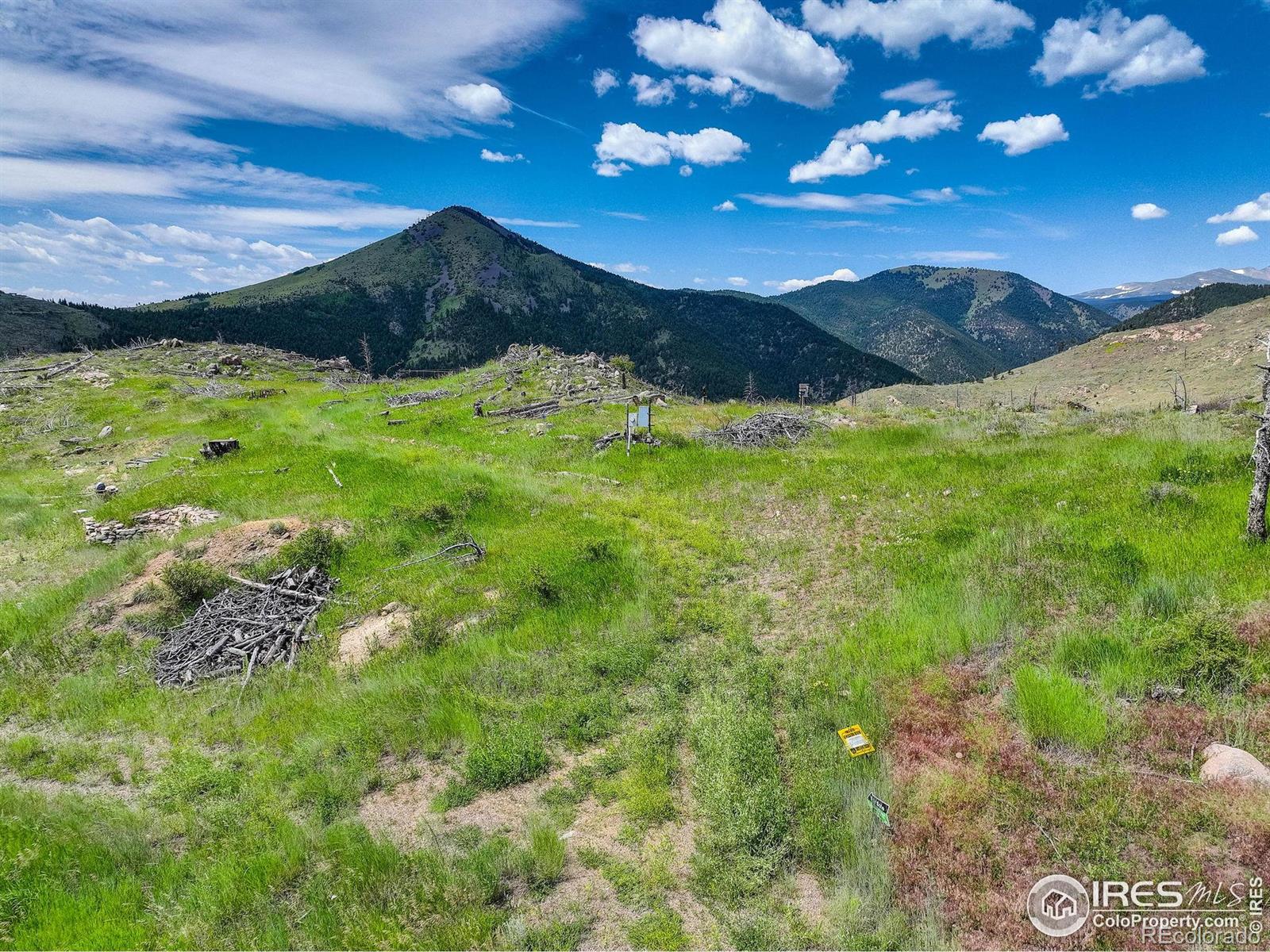 MLS Image #9 for 300  shining star trail,boulder, Colorado