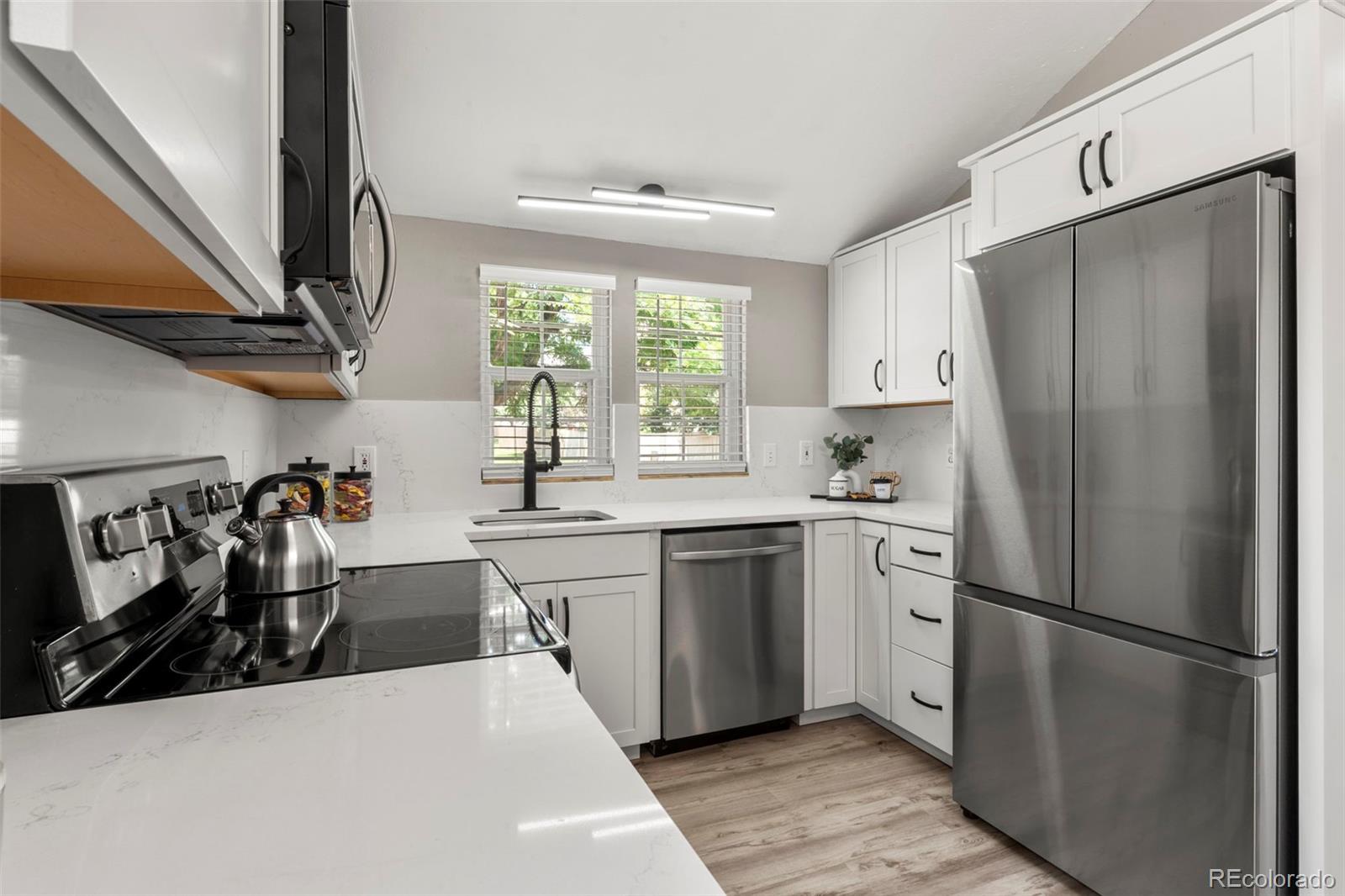 MLS Image #7 for 9680 w chatfield avenue,littleton, Colorado