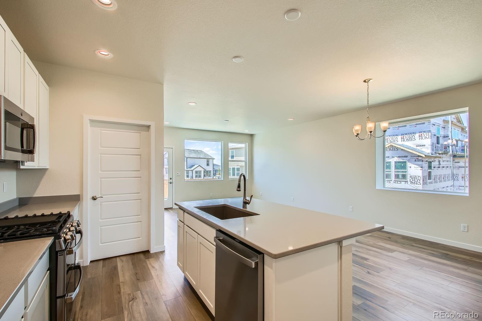 MLS Image #8 for 9085  rifle street,commerce city, Colorado