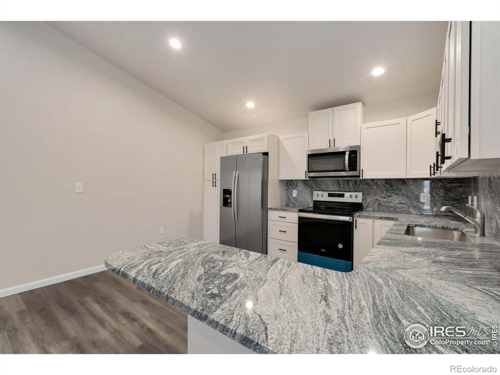 MLS Image #10 for 875 e 78th avenue,denver, Colorado